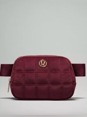 Lululemon Quilted Velour Everywhere Built Bag Quilted Crossbody Bag